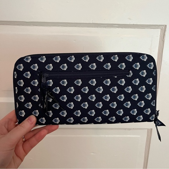 Vera Bradley Travel Organizer Wallet Clutch Nantucket Navy - Picture 3 of 4